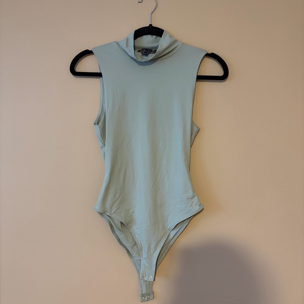 Sleeveless Mock Neck Bodysuit - Light Green